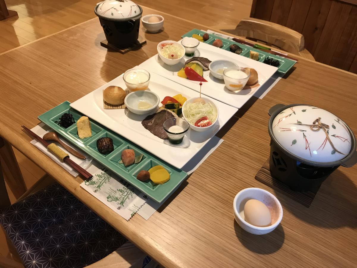 Ban-Ya Hot Spring Inn Юфу Экстерьер фото